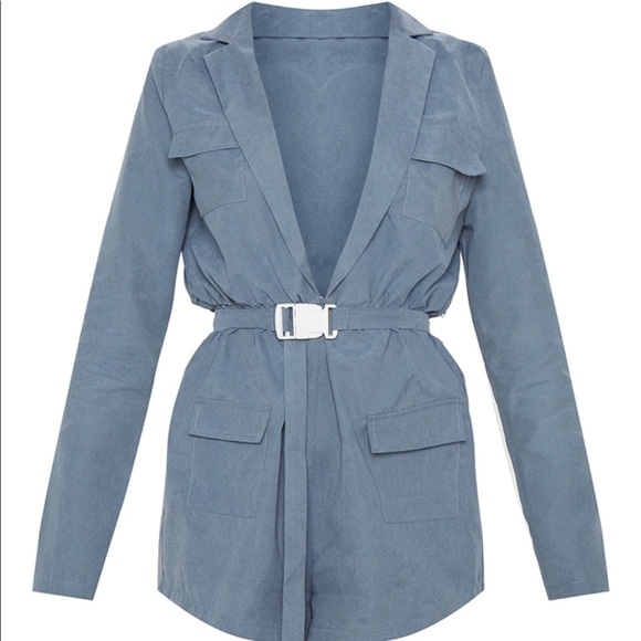 PrettyLittleThing LongSleeve Shorts Romper Jumper - Picture 8 of 9